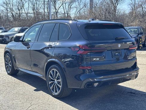 Certified 2024 BMW X5 xDrive40i w/ M Sport Package image 7