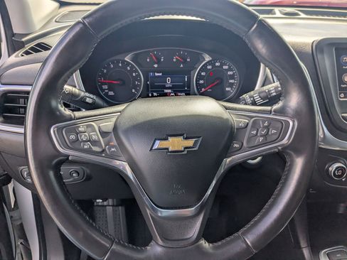 Used 2021 Chevrolet Equinox LT AWD/4WD image 18