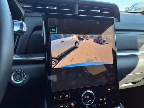 Used 2025 GMC Terrain Elevation image 19