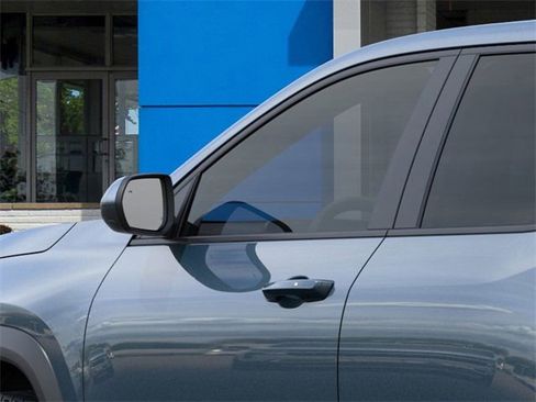 New 2026 Chevrolet Equinox LT image 12