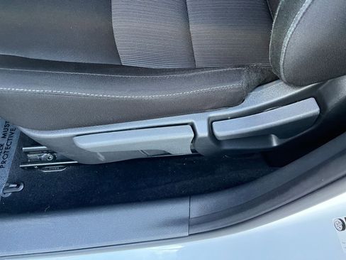 Used 2025 Nissan Sentra SV image 22