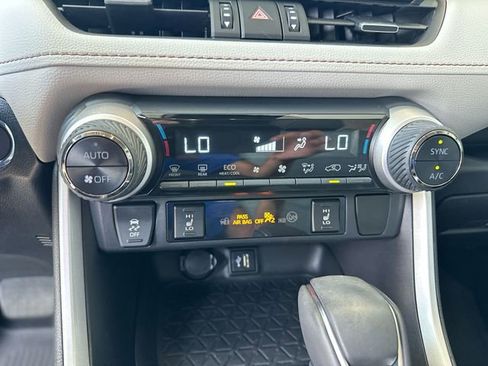 Used 2024 Toyota RAV4 XLE Premium w/ Weather Package AWD/4WD image 20