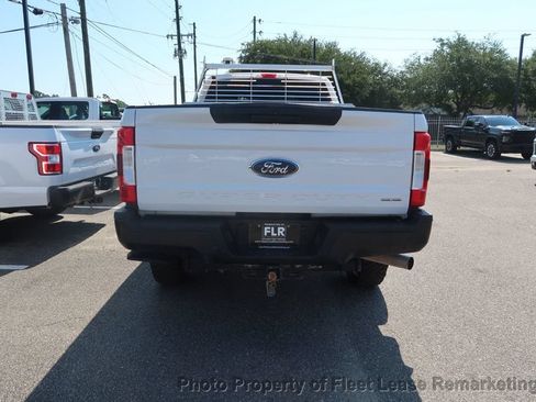 Used 2019 Ford F250 XL w/ Power Equipment Group AWD/4WD image 4
