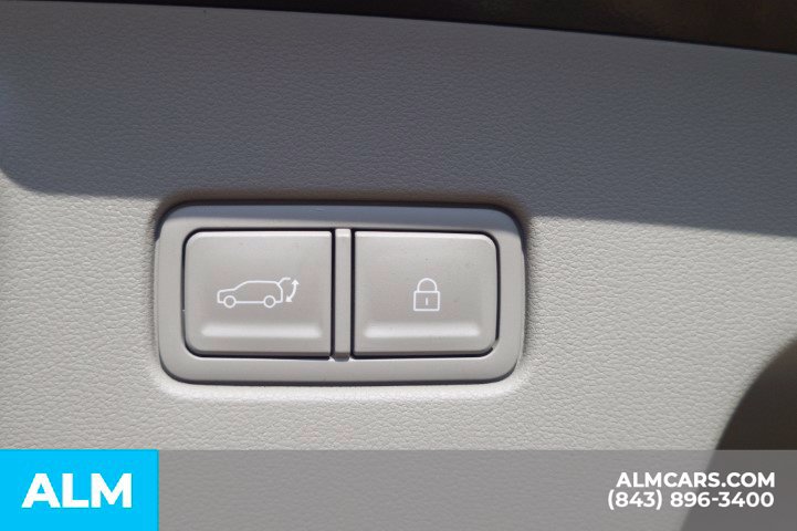 Certified 2026 Hyundai Palisade Limited FWD image 9