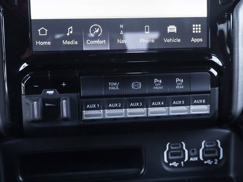 Used 2022 RAM 3500 Limited image 42