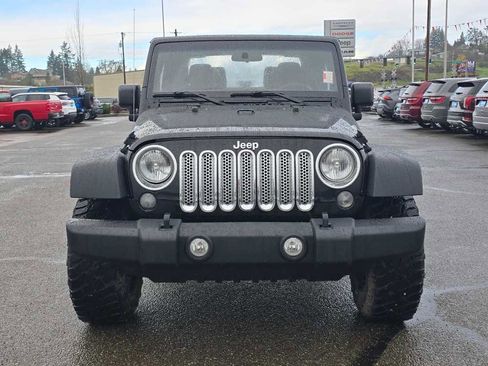 Used 2018 Jeep Wrangler Sport image 8