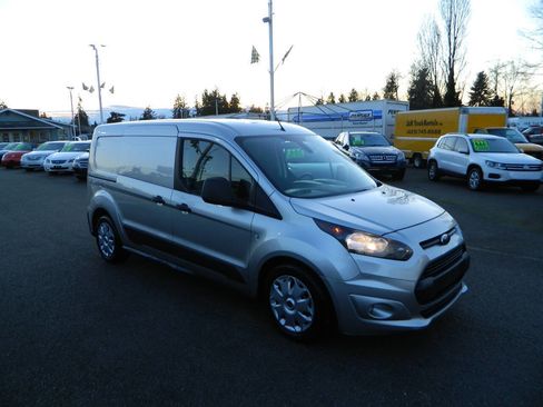 Used 2015 Ford Transit Connect XLT image 2