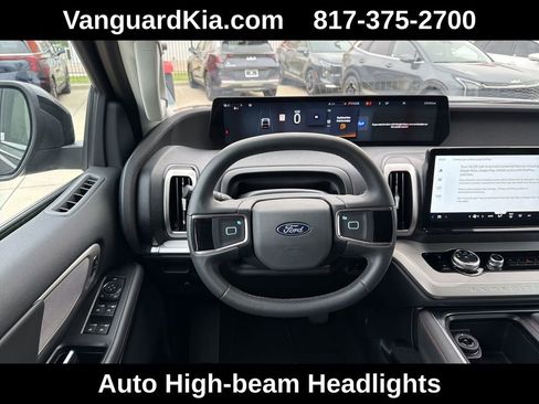 Used 2025 Ford Expedition Max Active RWD image 13