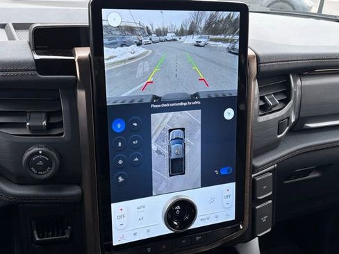 Used 2024 Ford F150 Lightning Lariat image 22