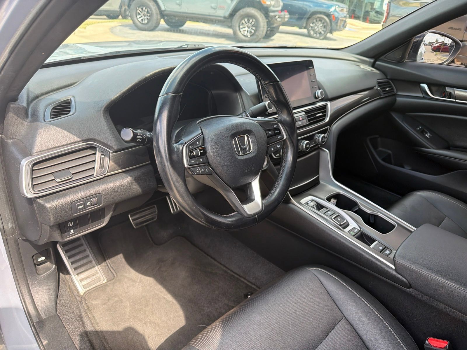 Used 2021 Honda Accord Sport image 10