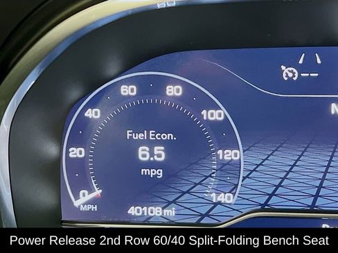 Used 2023 GMC Yukon XL AT4 image 30