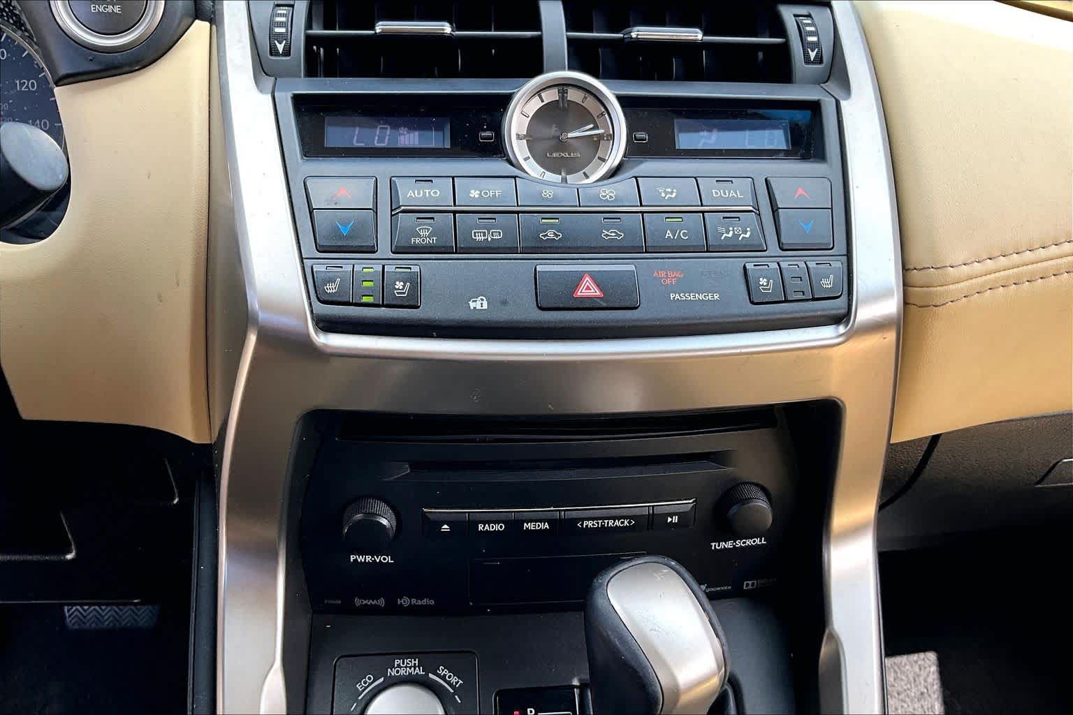 Used 2015 Lexus NX 200t FWD w/ Luxury Package image 32