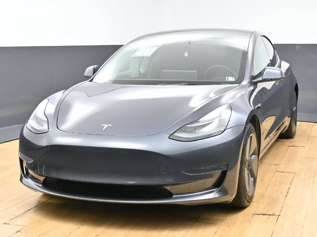 Used 2023 Tesla Model 3 Standard Range RWD image 6