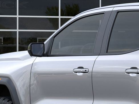 New 2026 GMC Canyon Elevation w/ Convenience Package image 12