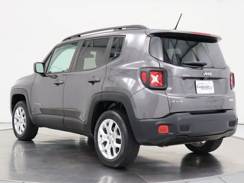 Used 2016 Jeep Renegade Latitude AWD/4WD image 3