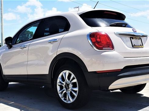 Used 2016 FIAT 500X Easy FWD image 3