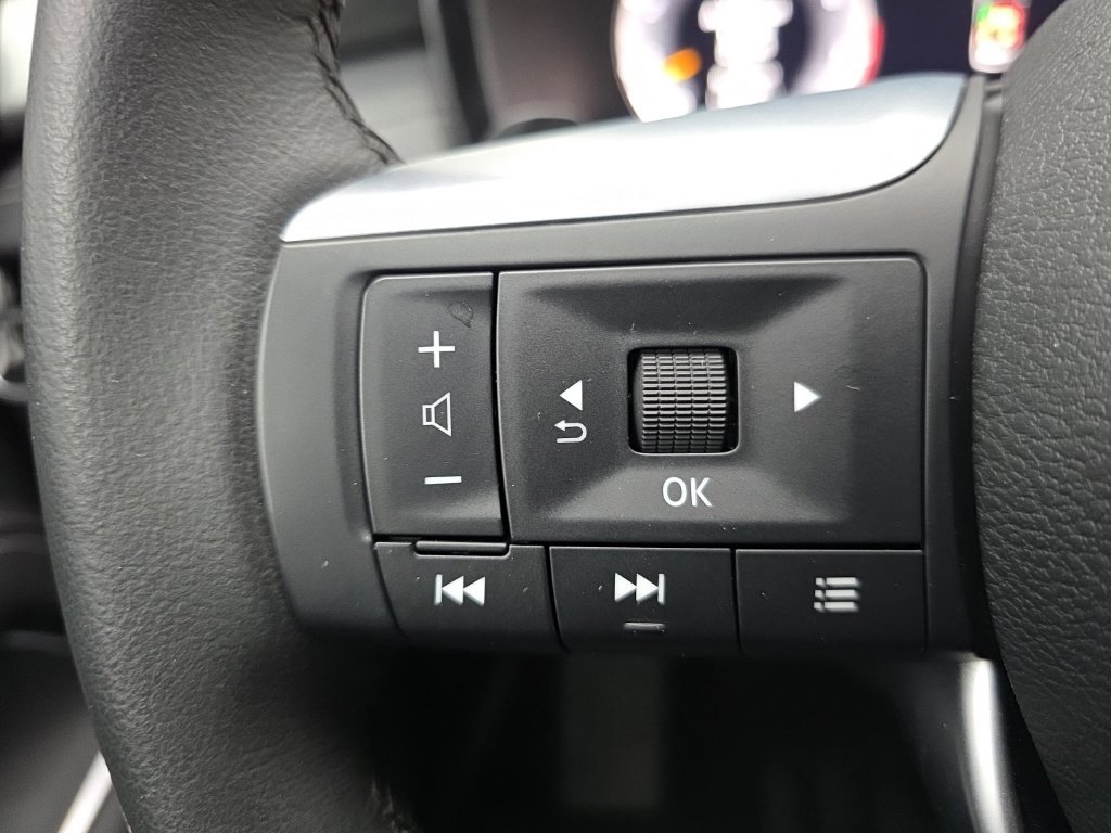 Used 2023 INFINITI QX60 Luxe w/ Vision Package AWD/4WD image 26