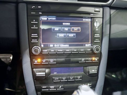 Used 2012 Porsche 911 Carrera 4S image 19