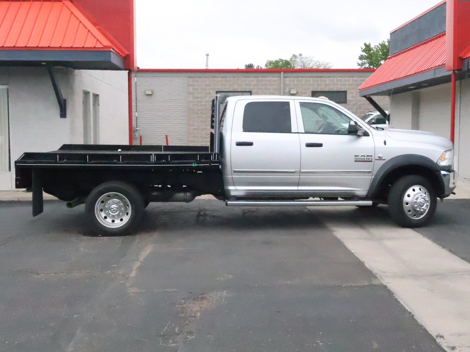 Used 2015 RAM 5500 Tradesman w/ Max Tow Package AWD/4WD image 3