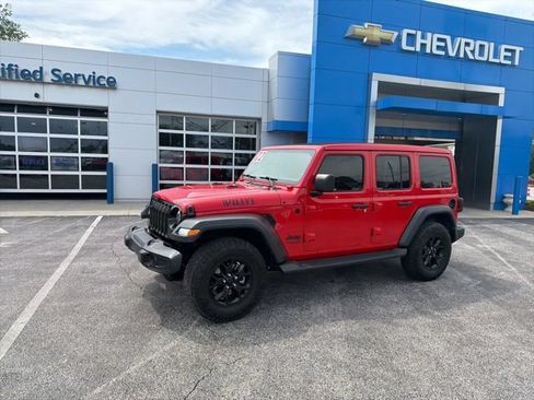 Used 2022 Jeep Wrangler Unlimited Sport AWD/4WD image 3