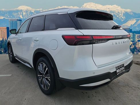 New 2026 INFINITI QX60 Luxe w/ Cargo Package image 13