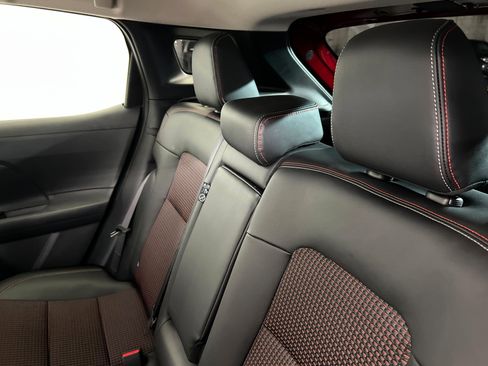 New 2026 Nissan Kicks SR w/ Cold Weather Package image 20