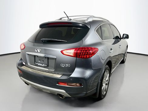Used 2017 INFINITI QX50 2WD w/ Premium Plus Package image 4