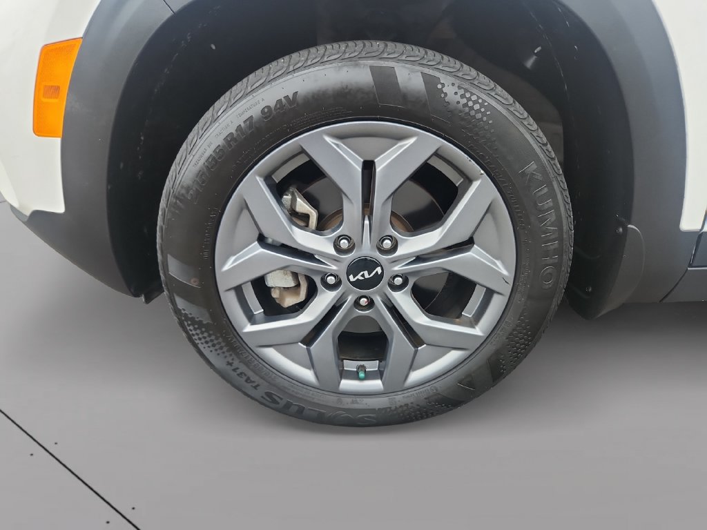 Certified 2024 Kia Seltos LX AWD/4WD image 9