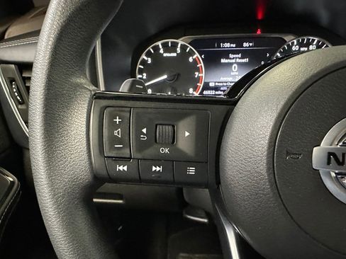 Used 2021 Nissan Rogue S AWD/4WD image 7