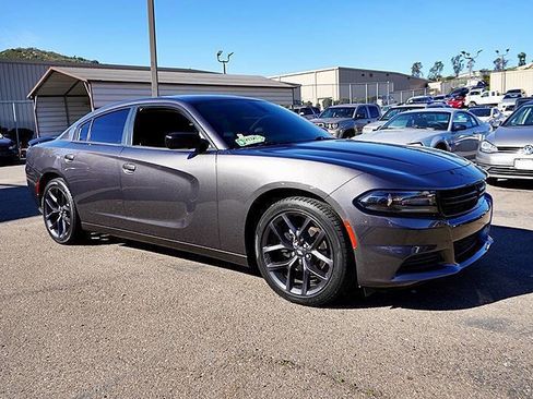 Used 2021 Dodge Charger SXT w/ Blacktop Package image 13