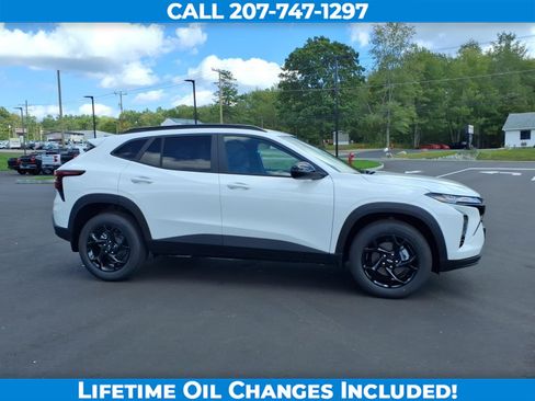 New 2026 Chevrolet Trax LT w/ Driver Confidence Package FWD image 4