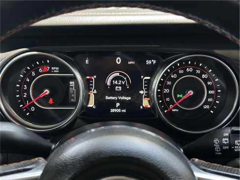 Used 2021 Jeep Wrangler Unlimited Rubicon w/ Dual Top Group AWD/4WD image 21