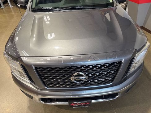 Used 2019 Nissan Titan SV AWD/4WD image 57