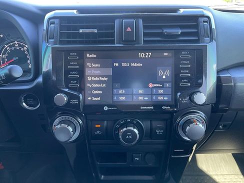 Used 2023 Toyota 4Runner 40th Anniversary SE AWD/4WD image 9