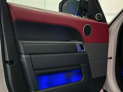 Used 2018 Land Rover Range Rover Sport Supercharged image 17