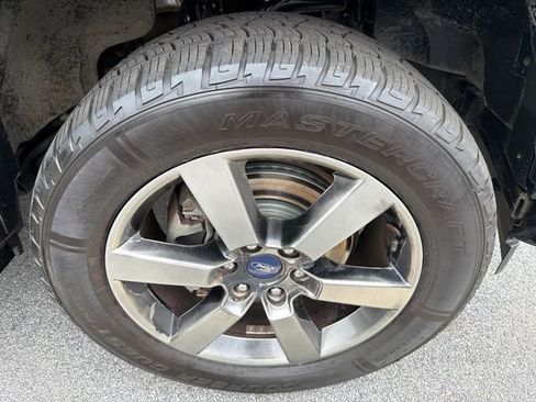 Used 2017 Ford F150 Lariat image 12