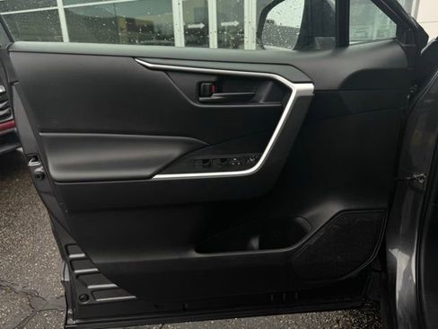 Used 2024 Toyota RAV4 LE image 10