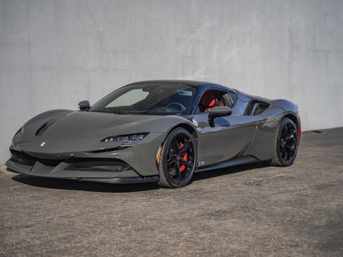 Certified 2025 Ferrari SF90 Spider image 18