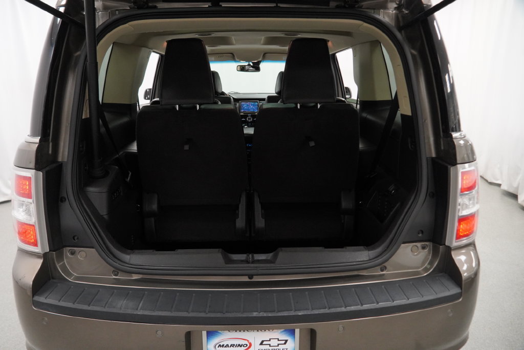 Used 2013 Ford Flex Limited FWD image 38