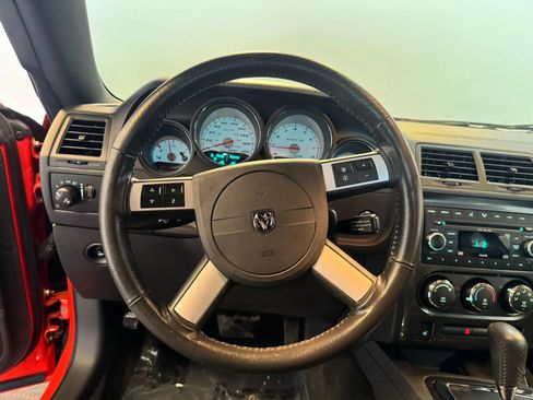 Used 2008 Dodge Challenger SRT8 RWD image 13