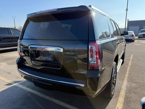 Used 2019 GMC Yukon Denali w/ Open Road Package image 11