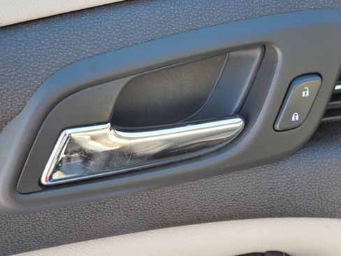 Used 2013 Chevrolet Malibu LT image 22