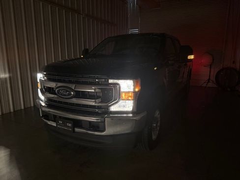 Used 2022 Ford F250 XL w/ STX Appearance Package AWD/4WD image 8