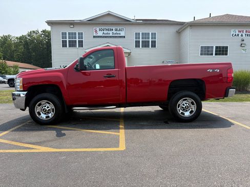 Used 2013 Chevrolet Silverado 2500 W/T w/ Snow Plow Prep Package AWD/4WD image 1