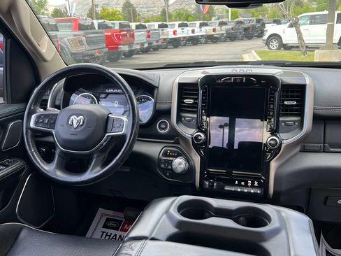 Used 2019 RAM 1500 Laramie AWD/4WD image 19