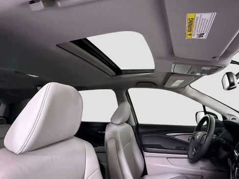 Certified 2017 Honda Pilot EX-L image 18