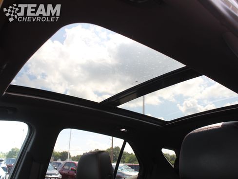 Used 2024 Chevrolet Equinox RS w/ RS Leather Package AWD/4WD image 12