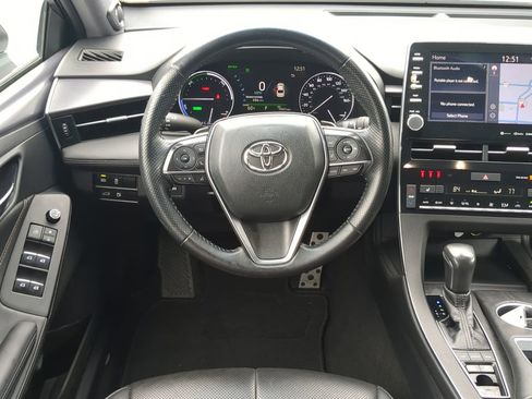 Used 2021 Toyota Avalon XSE image 22