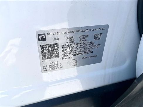 Used 2022 GMC Terrain SLT w/ Infotainment Package II image 9