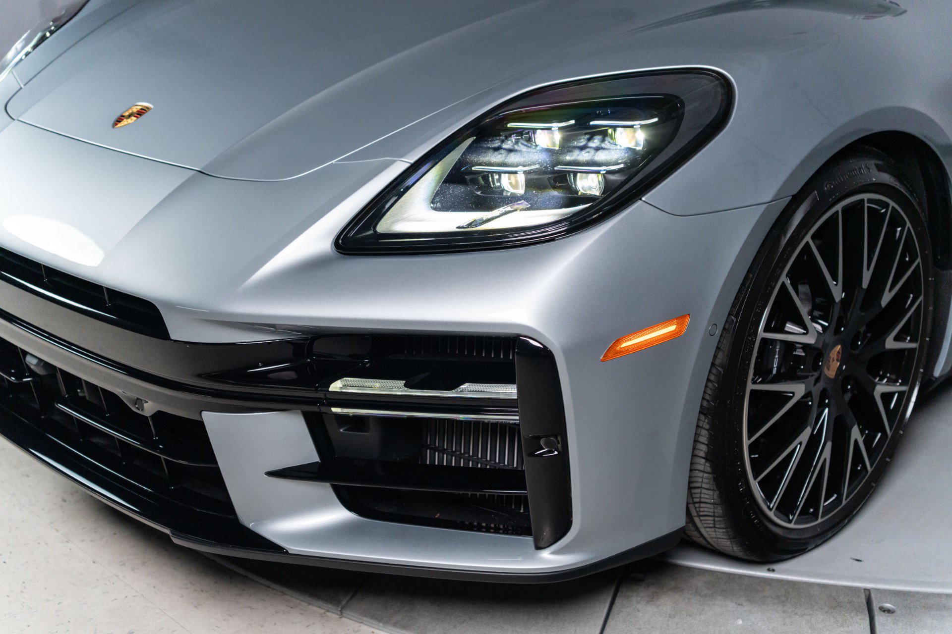 Used 2026 Porsche Panamera GTS AWD/4WD image 93